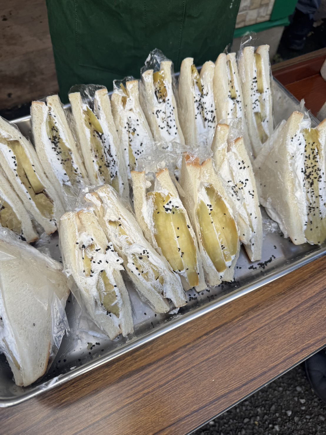 【松井産業 三郷本社】「紅はるか焼き芋サンド」で始まる朝