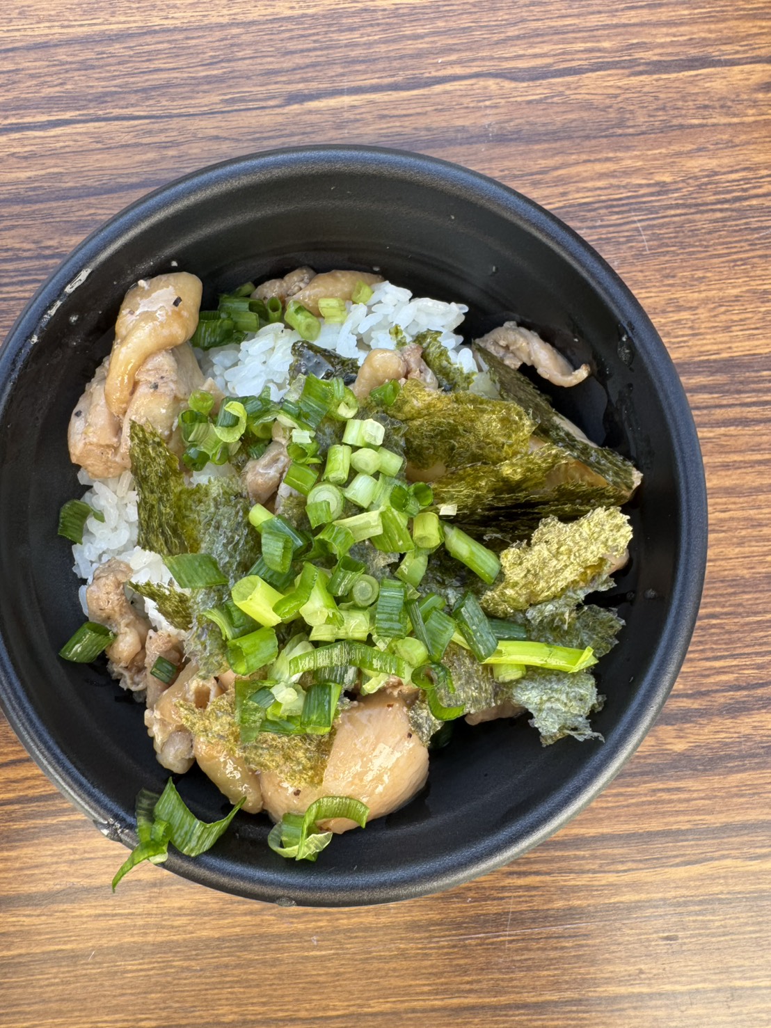 【1日限定】幻の「松永食堂」がオープン！？絶品・和風ニンニク鶏丼で朝から優勝しました